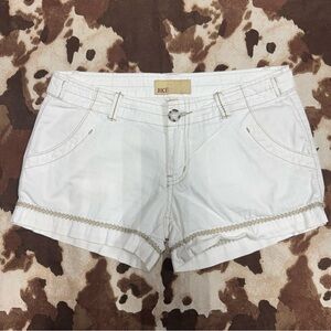 BKE Women's Cream Jean Shorts